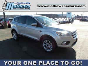  Ford Escape SE - AWD SE 4dr SUV