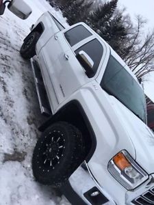  GMC Sierra  SLT Extended Cab Pickup 4-Door