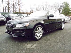  Audi A4 2.0T quattro Premium Plus - AWD 2.0T quattro