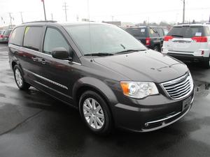  Chrysler Town and Country Touring - Touring 4dr