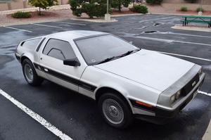  DeLorean DMC-12 -