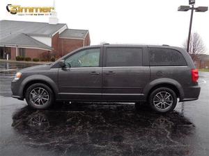  Dodge Grand Caravan SXT - SXT 4dr Mini-Van