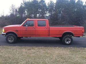  Ford F-250 Crew Cab XL