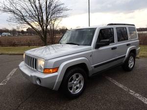  Jeep Commander - 4dr SUV 4WD