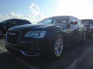  Chrysler 300 - Leather - Pano Roof