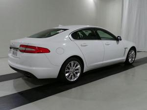  Jaguar XF 2.0T - 2.0T 4dr Sedan