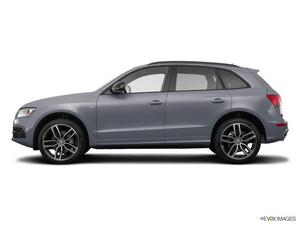  Audi Q5 3.0T quattro Premium Plus - AWD 3.0T quattro