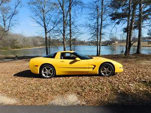  Chevrolet Corvette 2dr Coupe