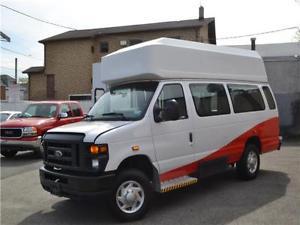  Ford E-Series Van Commercial