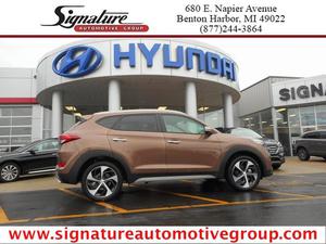  Hyundai Tucson Limited - AWD Limited 4dr SUV