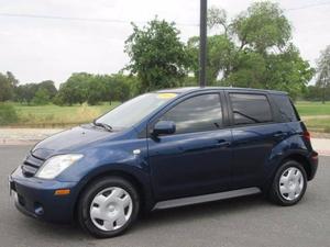  Scion xA - 4dr Hatchback