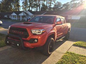  Toyota Tacoma TRD Sport