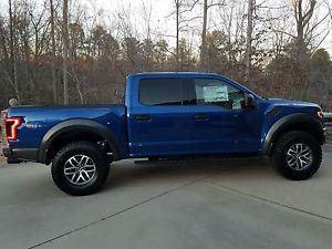  Ford F-150 Raptor Crew Cab Pickup 4-Door