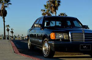  Mercedes-Benz 400-Series Base Sedan 4-Door