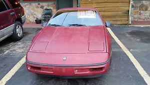  Pontiac Fiero SE