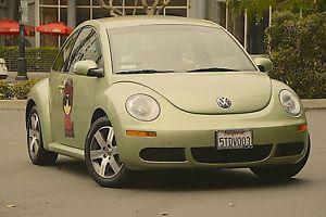  Volkswagen Beetle-New 2.5 Automatic  Miles