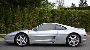  Ferrari 355 --