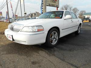  Lincoln Town Car Signature Limited - Signature Limited