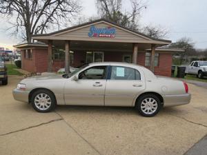  Lincoln Town Car Signature Limited - Signature Limited