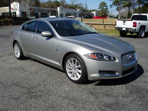  Jaguar XF 2.0T - 2.0T 4dr Sedan