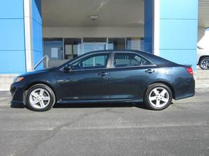  Toyota Camry - SE 4dr Sedan