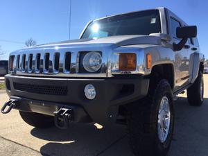  HUMMER H3 - Base 4dr SUV 4WD