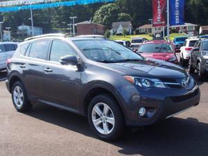  Toyota RAV4 XLE - AWD XLE 4dr SUV