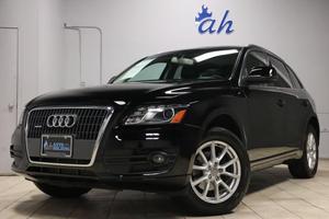  Audi Q5 2.0T quattro Premium Plus - AWD 2.0T quattro