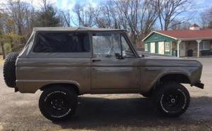  Ford Bronco