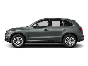 New  Audi Q5 2.0T Premium quattro