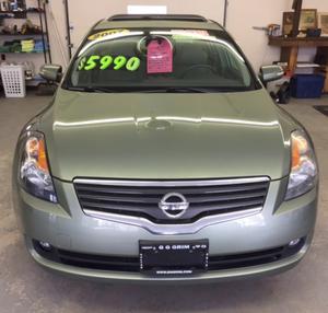 Used  Nissan Altima 3.5 SE