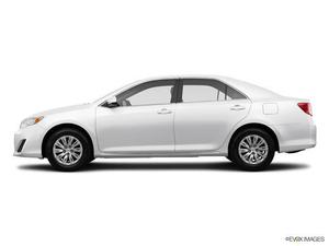 Used  Toyota Camry SE