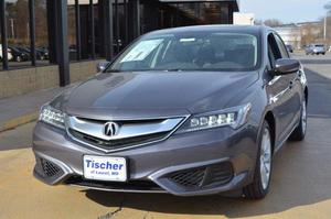  Acura ILX -