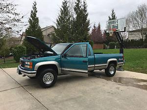  GMC Sierra  Extended Cab Long Bed Pickup 4WD Low