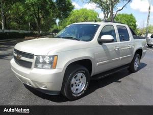 Used  Chevrolet Avalanche LT w/1LT