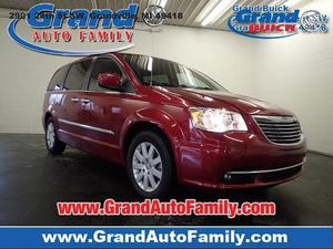 Used  Chrysler Town & Country Touring