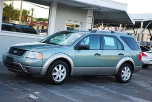Used  Ford Freestyle SE