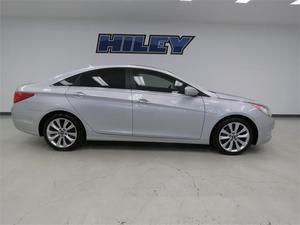 Used  Hyundai Sonata SE