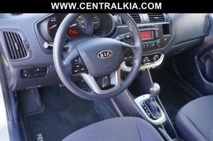 Used  Kia Rio5 LX