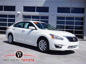 Used  Nissan Altima 2.5 S