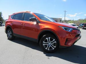 Used  Toyota RAV4 LE