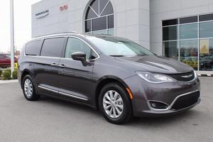 Certified  Chrysler Pacifica Touring-L