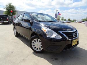  Nissan Versa - S Plus