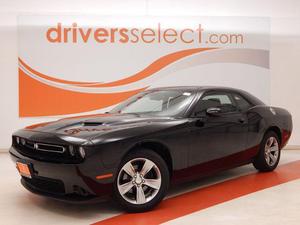 Used  Dodge Challenger SXT