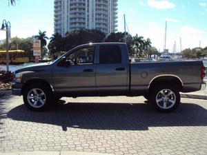 Used  Dodge Ram  SLT