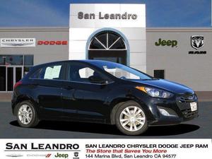 Used  Hyundai Elantra GT Base