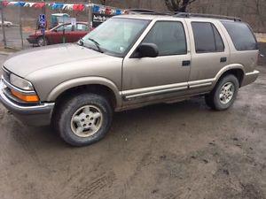  Chevrolet Blazer 4 DOOR