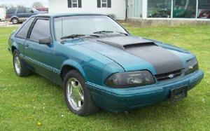  Ford Mustang LX