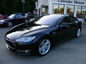  Tesla Model S - Base 4dr Sedan (85 kWh)