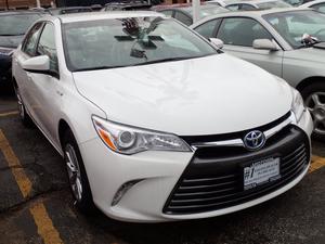  Toyota Camry Hybrid LE in Chicago, IL